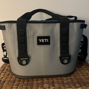 Yeti Hopper 20 Cooler
